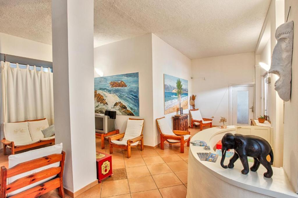 Hotel Al Faro Spiaggia La Cinta Santeodoro San Teodoro  Ngoại thất bức ảnh